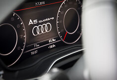 Vilniuje pristatyti naujieji &bdquo;Audi A5&ldquo; ir Q2 automobiliai 