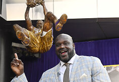 Shaquille'o O'Nealo skulptūros atidengimas prie &bdquo;Staples Center&ldquo; arenos