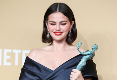  Selena Gomez SAG apdovanojimuose 2025