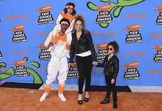 Mariah Carey ir Nickas Cannonas su vaikais Moroccanu ir Monroe