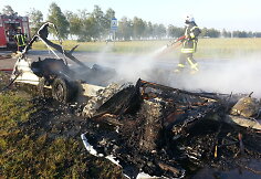 Juknaičių kaime sudegė kemperis.