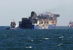Išdegęs „Norman Atlantic“ keltas