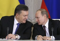 Ukrainos prezidentas Viktoras Janukovyčius ir Rusijos prezidentas Vladimiras Putinas