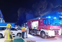 Netoli Barselonos pakilo toksiškas chloro debesis