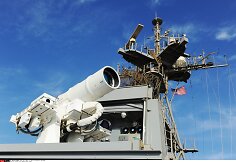 Lazerinis ginklas įrengtas JAV karo laive „USS Ponce“
