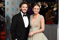 Laura Haddock ir Samas Claflinas
