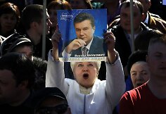 Donecke protestuotojai kvietė sugrįžti V.Janukovyčių