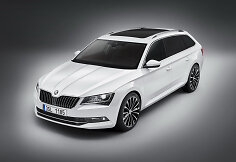 Naujoji &bdquo;Skoda Superb Combi&ldquo;