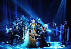 Akimirka i&scaron; miuziklo &bdquo;Eglė žalčių karalienė &Scaron;iauliuose