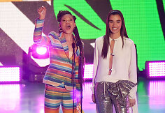 Storm Reid ir Hailee Steinfeld