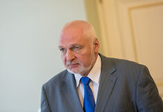 Valentinas Mazuronis