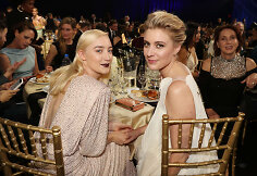 Saoirse Ronan ir Greta Gerwig
