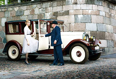 Panelė Emilija ir ponas Gintautas bei „Packard 6 Series 333 Limousine“, 1925 m. Automobilio savininkas – Gintautas Miškinis