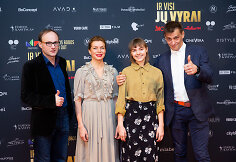 Filmo &bdquo;Ir visi jų vyrai&ldquo; akimirka