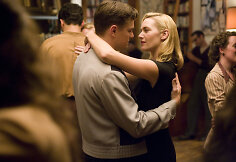 Leonardo DiCaprio ir Kate Winslet filme „Nerimo dienos“