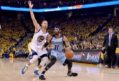 Stephenas Curry ir Mike'as Conley