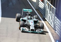 „Formulės-1“ penktadienio treniruotės Silverstone