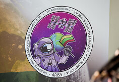 Vilniaus Jono Basanavičiaus progimnazijos ir Vilniaus Jono Basanavičiaus gimnazijos moksleiviai bandė susisiekti su TKS astronautais