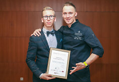 &bdquo;Telegrafas ir Atelier Wine Boutique & Tasting Bar&ldquo; komanda