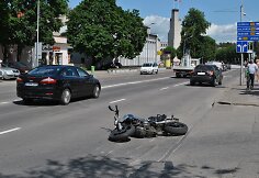 Alytuje avariją patyrė motociklo vairuotojas