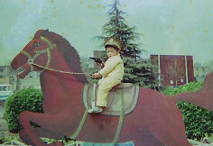 &bdquo;Keturios kelionės&ldquo;, Louis Hothothot