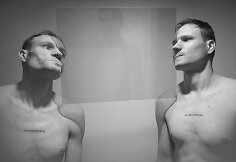 Gataveckų personalinė paroda &bdquo;Kodas: a&scaron; esu&ldquo;