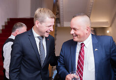 Remigijus &Scaron;ima&scaron;ius, Tadas Vizgirda