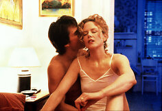 Tomas Cruise'as ir Nicole Kidman filme &bdquo;Plačiai užmerktos akys&ldquo; (1999 m.)