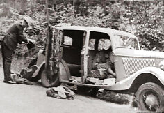 Bonnie ir Clyde'o automobilis policijai jį ap&scaron;audžius