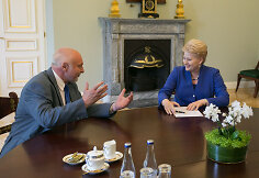 Dalia Grybauskitė ir Valentinas Mazuronis