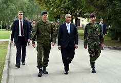 Portugalijos prezidentas susitiko su Lietuvoje dislokuotais portugalų kariais