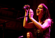 &bdquo;The Cranberries&ldquo; vokalistė Dolores O&lsquo;Riordan