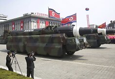 Karinis paradas &Scaron;iaurės Korėjoje