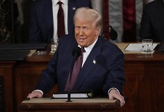 D. Trumpas / Julia Demaree Nikhinson / AP