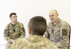 Interviu su paramos ginklų specialistais