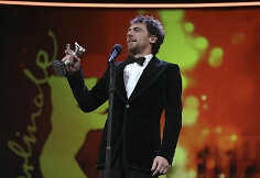 Elio Germano