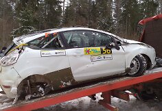 L.Diržininko ir D.Strižano automobilis po avarijos