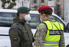 Vilniuje pradėjo patruliuoti Lietuvos kariuomenės Karo policija