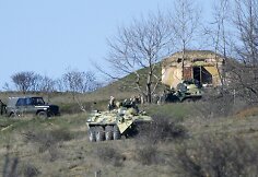 Rusų kariai &scaron;alia Belbeko karinės bazės