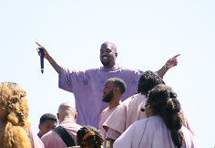 Kanye Westo sekmadienio mi&scaron;ių akimirkos