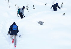 Rizikuodami gyvybe migrantai mėgina įveikti Alpes tam, kad pasiektų Prancūziją
