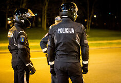 Kelių policijos naktinis reidas