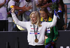 Rūta Meilutytė i&scaron;kovojo auksą pasaulio čempionate.