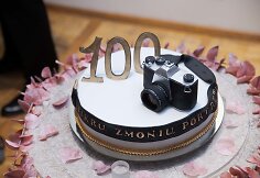 Parodos &bdquo;100 tikrų žmonių portretų&ldquo; akimirka
