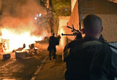Rio de Žaneire įsiplieskė audringi protestai