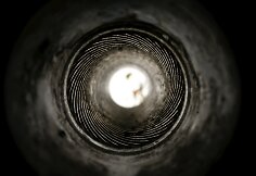 Nebenaudojami Šveicarijos bunkeriai paversti muziejais, restoranais ir sandėliais