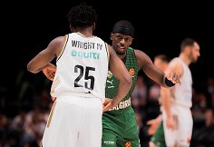 McKinley Wrightas ir Sylvainas Francisco