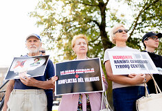 Protestas dėl Lietuvos gyventojų genocido ir rezistencijos tyrimų centro reformos
