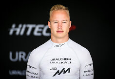 Skandalu savo karjerą F1 pradėjęs Nikita Mazepinas