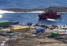 Australijos ledlaužis „Aurora Australis“